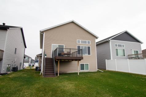 6877 17th Street S Fargo ND 58104