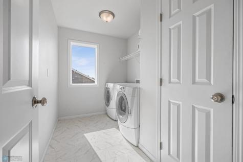 7271 101st Avenue S Horace ND 58047