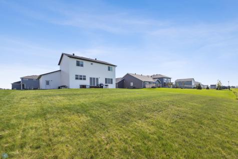 7271 101st Avenue S Horace ND 58047