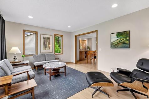 1433 Appaloosa Trail Eagan MN 55122