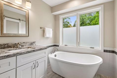 1433 Appaloosa Trail Eagan MN 55122