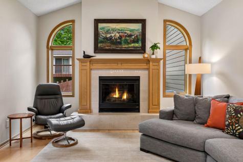 1433 Appaloosa Trail Eagan MN 55122