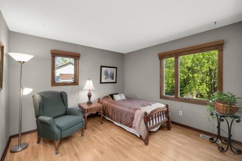 19055 Jordan Trail Lakeville MN 55044