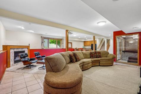 6201 Laurene Avenue Circle Pines MN 55014
