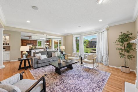 10145 Powers Lake Trail Woodbury MN 55129