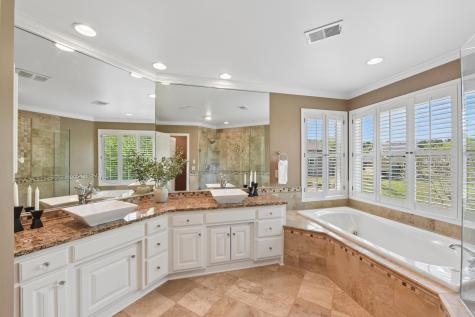 10145 Powers Lake Trail Woodbury MN 55129