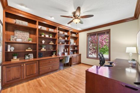 10145 Powers Lake Trail Woodbury MN 55129
