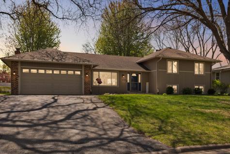 8556 Irwin Road Bloomington MN 55437