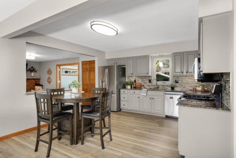 8556 Irwin Road Bloomington MN 55437