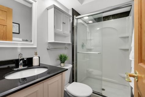 8556 Irwin Road Bloomington MN 55437