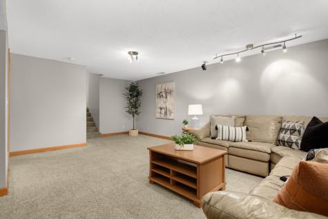8556 Irwin Road Bloomington MN 55437