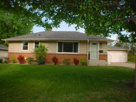 1112 Queens Lane Anoka MN 55303