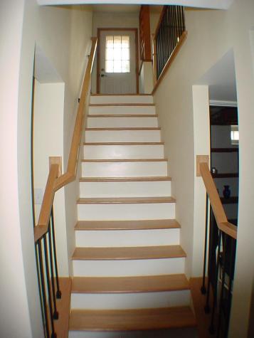 1112 Queens Lane Anoka MN 55303