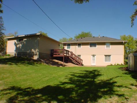 1112 Queens Lane Anoka MN 55303