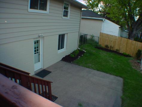 1112 Queens Lane Anoka MN 55303