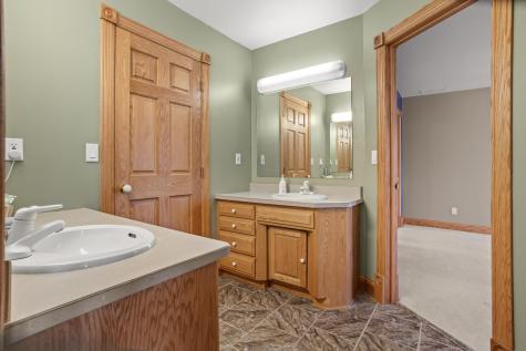 1407 15th Street N Wahpeton ND 58075