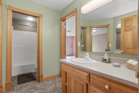 1407 15th Street N Wahpeton ND 58075