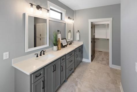9998 211th Court N Forest Lake MN 55025