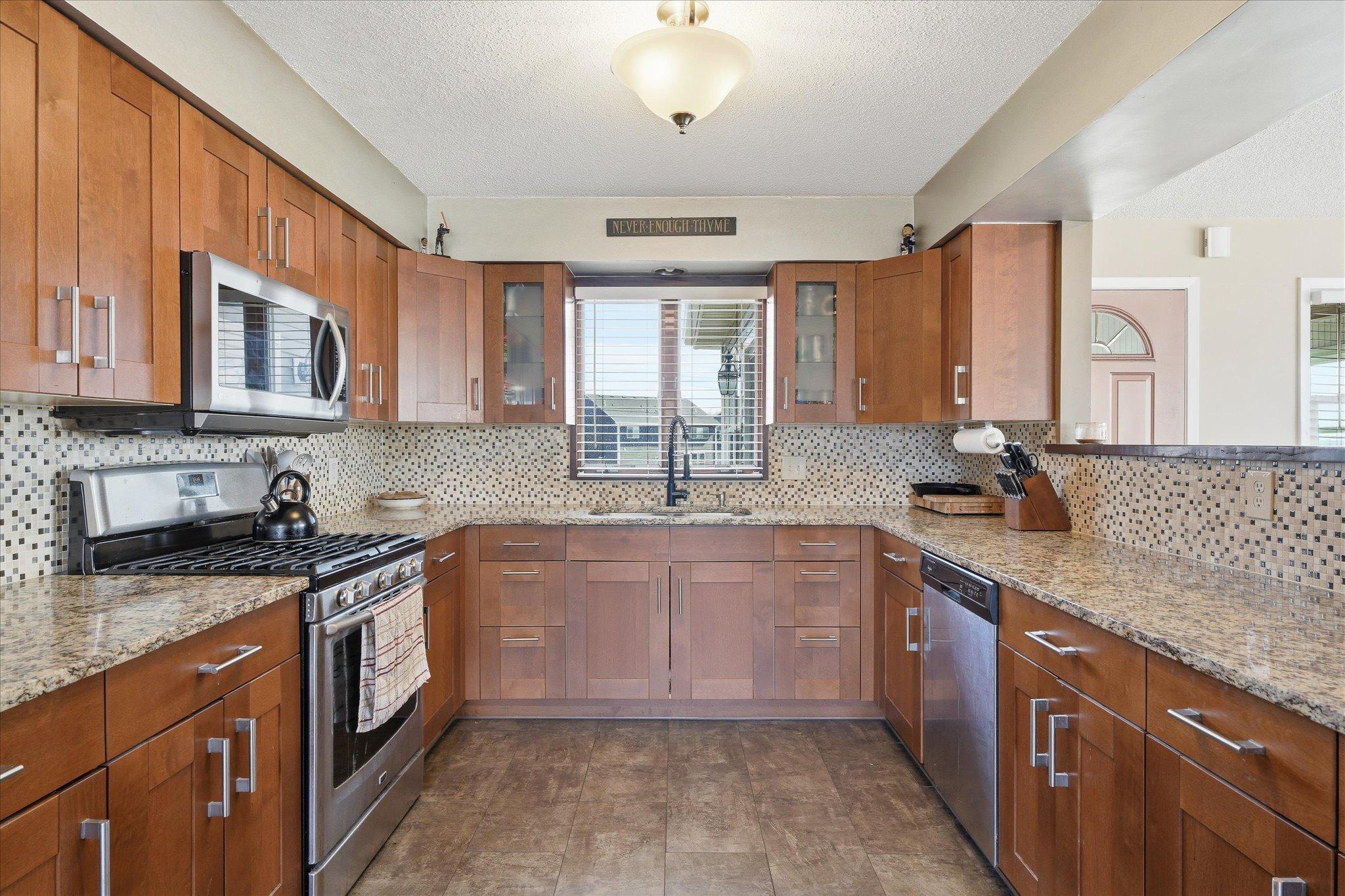 20483 Hamburg Avenue Lakeville MN 55044