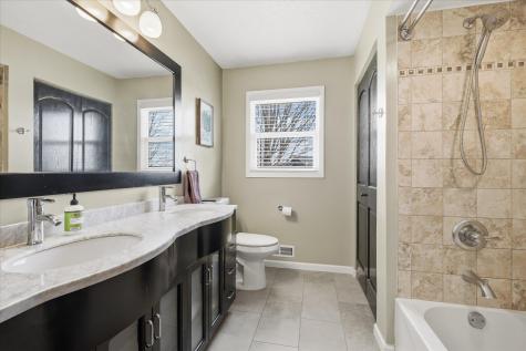 20483 Hamburg Avenue Lakeville MN 55044