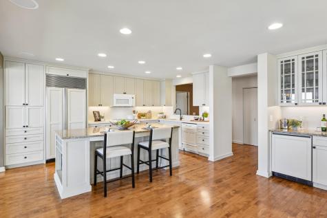 4770 Manitou Road Excelsior MN 55331