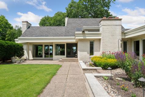 4770 Manitou Road Excelsior MN 55331