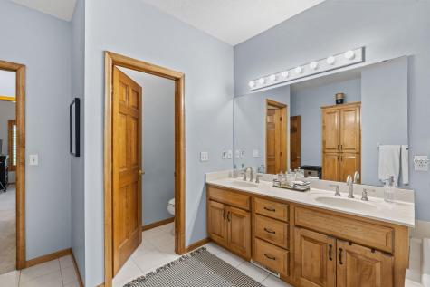 17925 39th Place N Plymouth MN 55446
