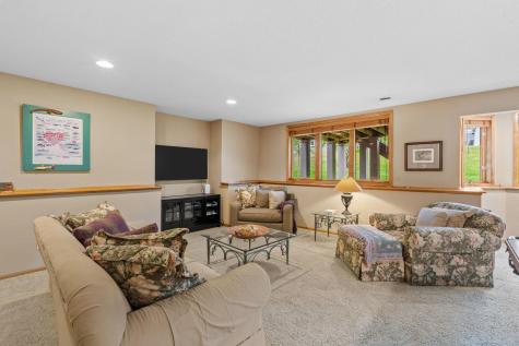 17925 39th Place N Plymouth MN 55446