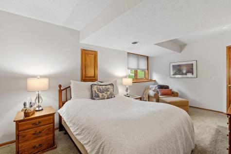 17925 39th Place N Plymouth MN 55446