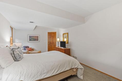 17925 39th Place N Plymouth MN 55446