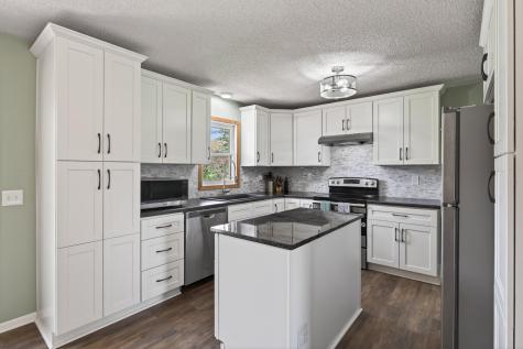 2505 Brenner Street Roseville MN 55113