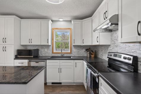 2505 Brenner Street Roseville MN 55113