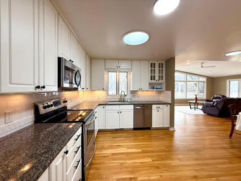 2211 Lenwood Drive SW Rochester MN 55902