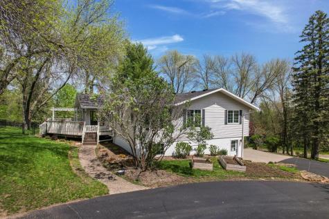 2211 Lenwood Drive SW Rochester MN 55902