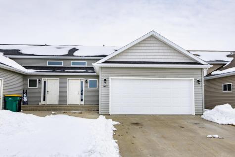 1420 Goldenwood Drive West Fargo ND 58078