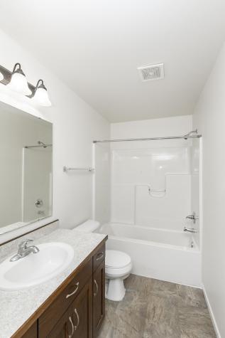 1420 Goldenwood Drive West Fargo ND 58078
