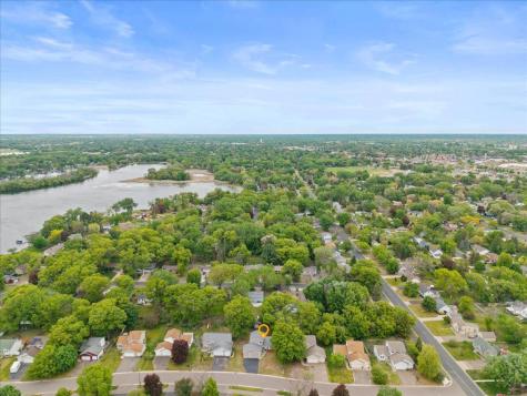 3818 51st Avenue N Brooklyn Center MN 55429