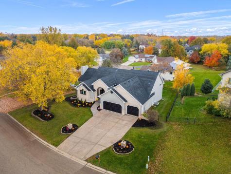 1162 Lakewood Drive S Maplewood MN 55119
