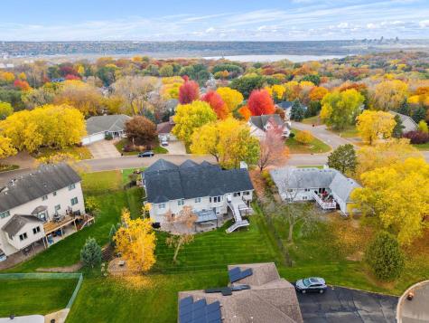 1162 Lakewood Drive S Maplewood MN 55119