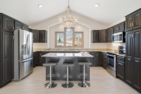 1162 Lakewood Drive S Maplewood MN 55119