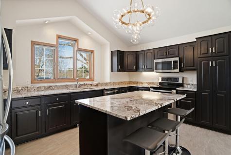 1162 Lakewood Drive S Maplewood MN 55119