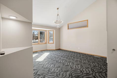 1162 Lakewood Drive S Maplewood MN 55119