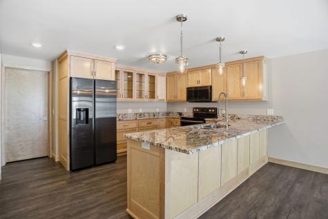 1162 Lakewood Drive S Maplewood MN 55119