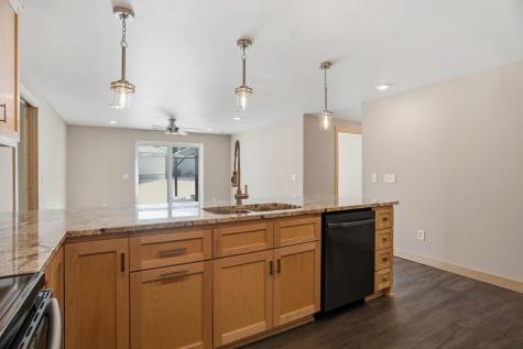 1162 Lakewood Drive S Maplewood MN 55119