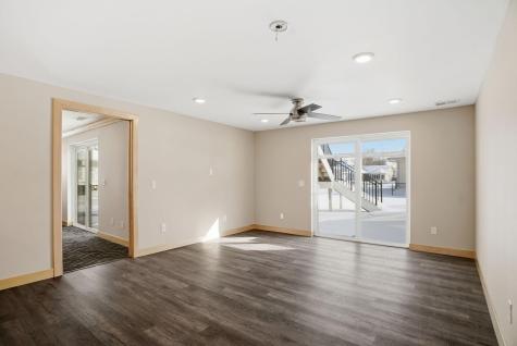 1162 Lakewood Drive S Maplewood MN 55119
