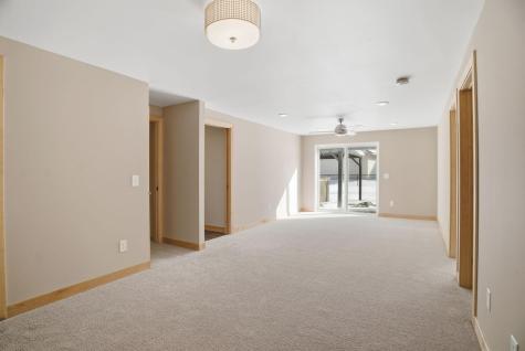1162 Lakewood Drive S Maplewood MN 55119