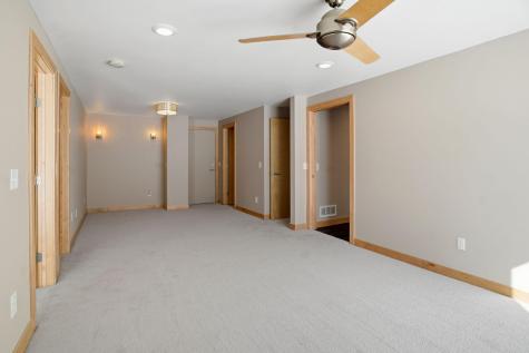 1162 Lakewood Drive S Maplewood MN 55119