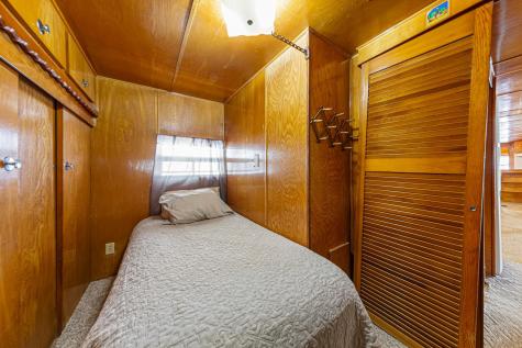 7008 Laura Lane Saint Peter MN 56082