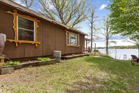 7008 Laura Lane Saint Peter MN 56082