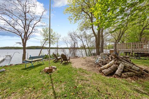 7008 Laura Lane Saint Peter MN 56082